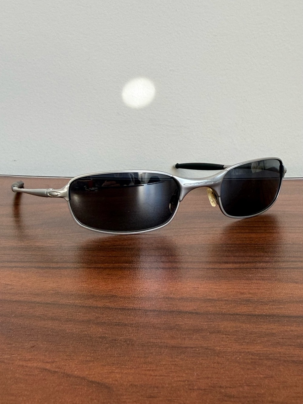Vintage Silver Y2K Oakley Square Wire 2.0 Sunglasses + Metal Vault Case